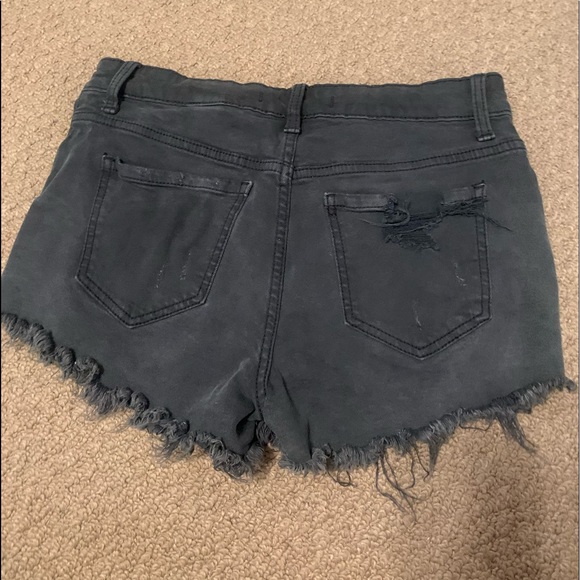 Jean shorts - Picture 2 of 4